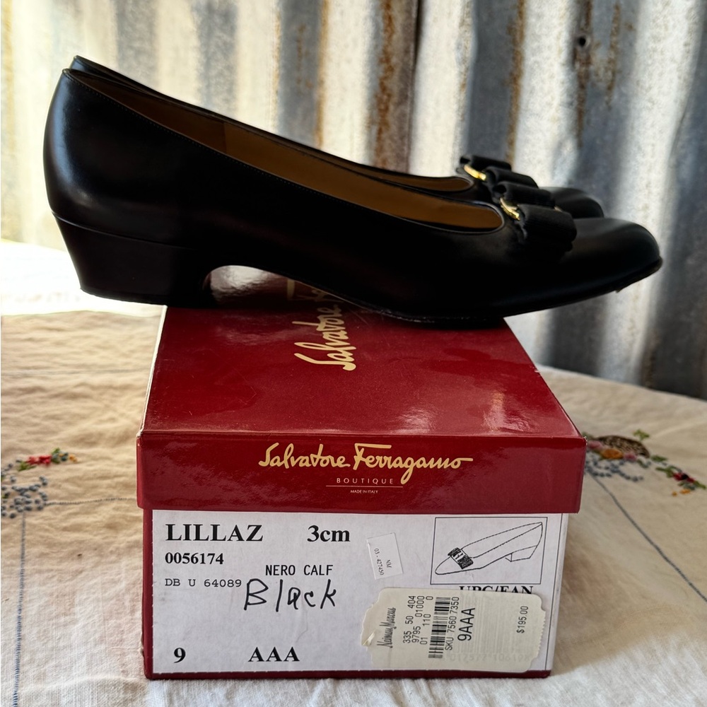 Salvatore Ferragamo Black Flats with Gold Buckle - Picture 2 of 4